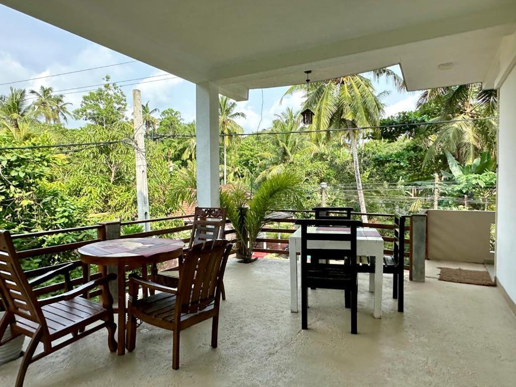 Siyon Yula - Guest House Hikkaduwa Extérieur photo